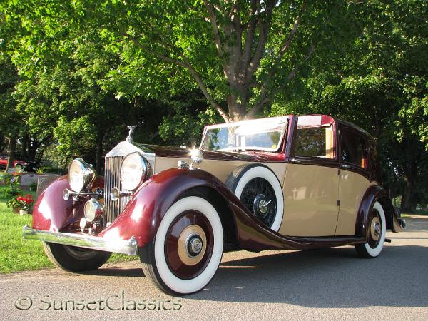 1935-rolls-royce-limousine-530.jpg