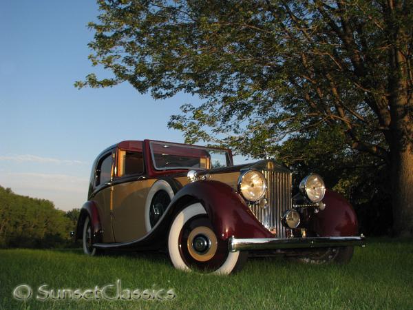1935-rolls-royce-limousine-570.jpg
