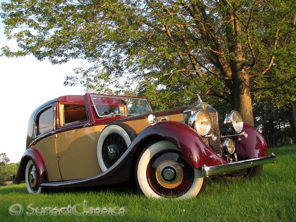 1935-rolls-royce-limousine-574.jpg