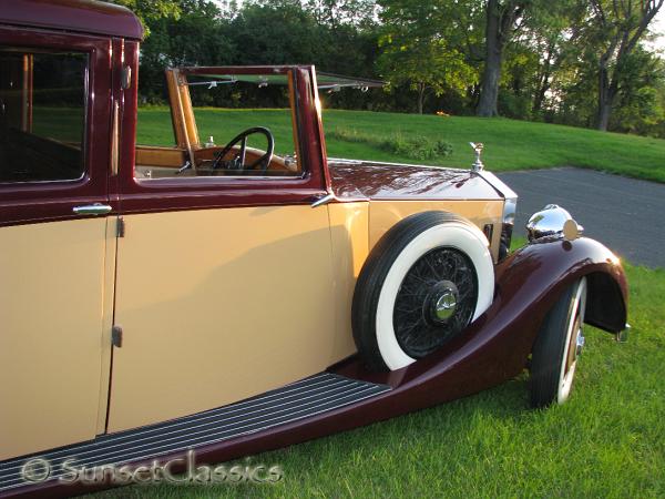 1935-rolls-royce-limousine-575.jpg