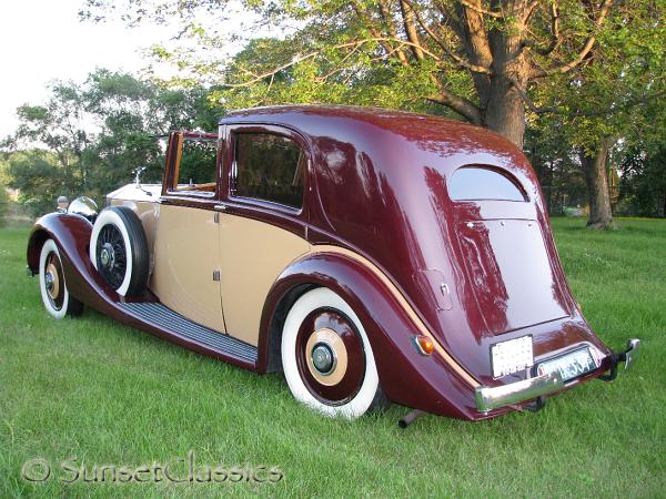 1935-rolls-royce-limousine-597.jpg