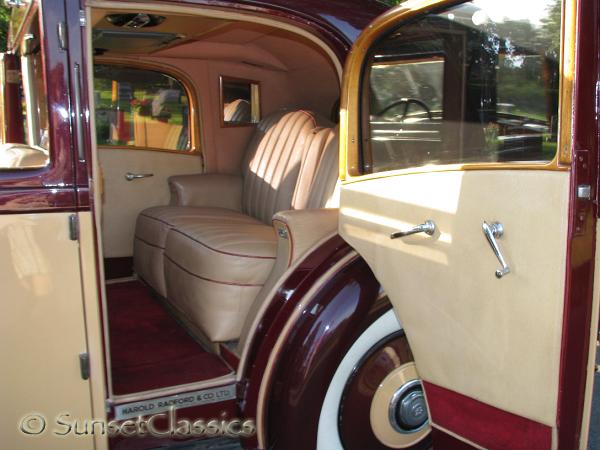 1935-rolls-royce-limousine-558.jpg