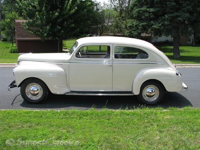 1941-plymouth-special-deluxe-163.jpg