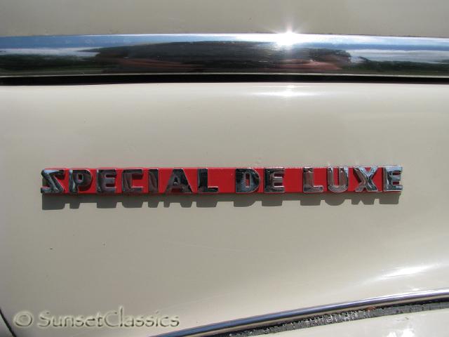 1941-plymouth-special-deluxe-229.jpg