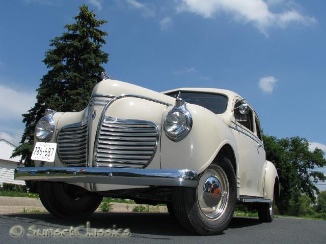 1941-plymouth-special-deluxe-372.jpg