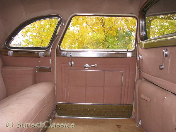 1949-packard-limo-773.jpg