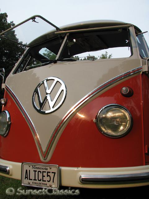 1957-23-window-bus-521.jpg