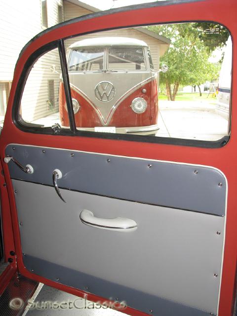 1957-oval-window-beetle-277.jpg
