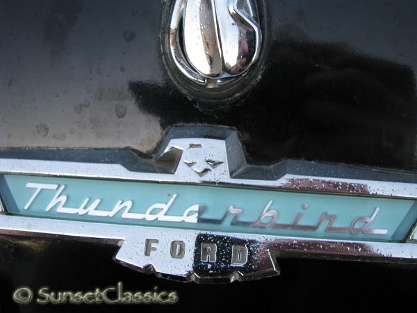 1957-ford-thunderbird-674.jpg