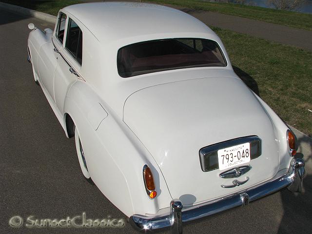 1958-rolls-royce-silver-cloud-300.jpg