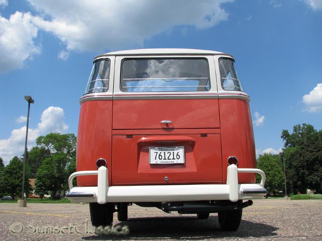 1961-23-window-bus-368.jpg
