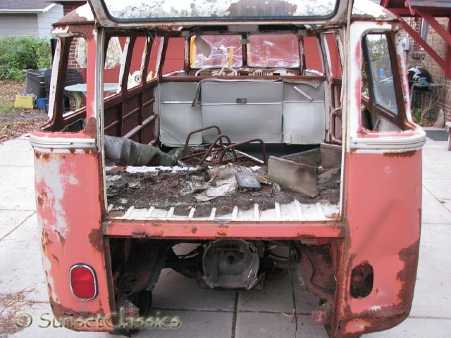 1962-23-window-vw-bus-806.jpg