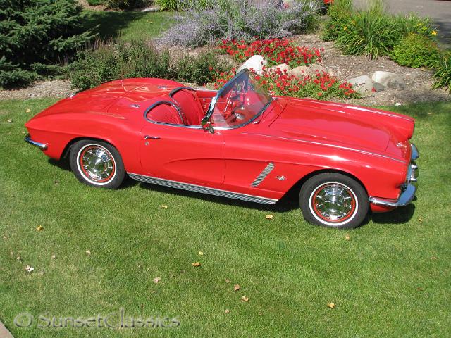 1962-corvette-convertible-675.jpg