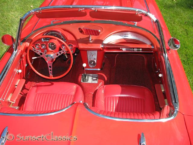 1962-corvette-convertible-698.jpg