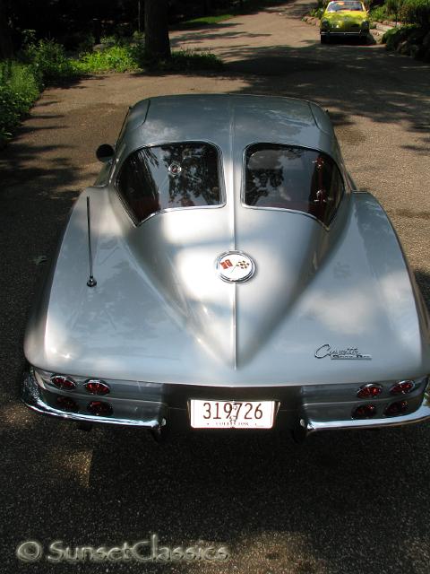 1963-corvette-split-window-117.jpg