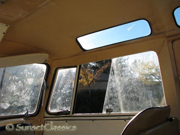 1964-21-window-bus-135.jpg
