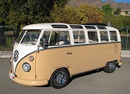 1964 21 Window Deluxe VW Bus