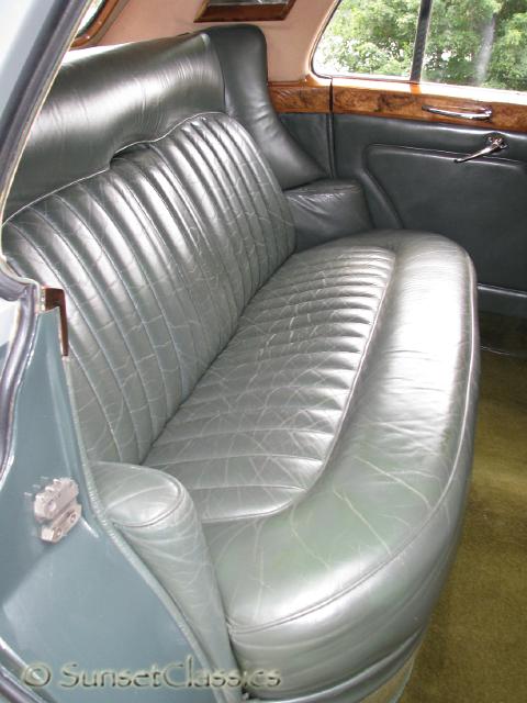 1965-rolls-royce-silver-cloud-114.jpg