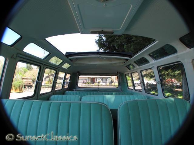 1965-vw-21-window-samba-bus-038.jpg
