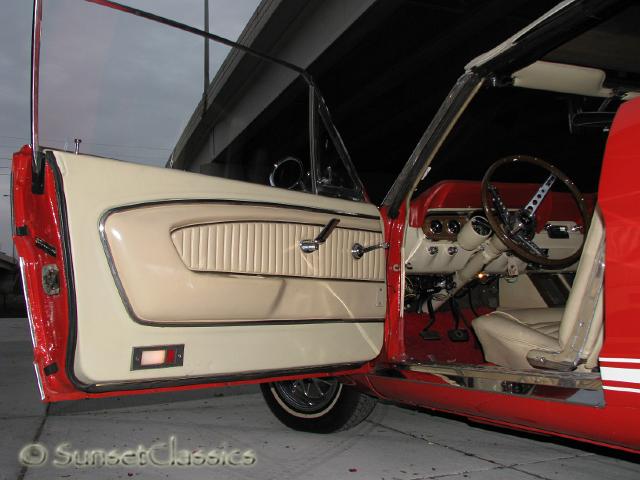 1966-ford-mustang-convertible-076.jpg