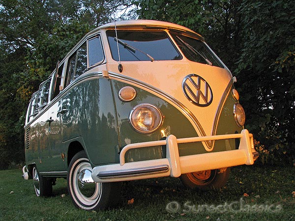 1966 VW Deluxe Microbus for sale
