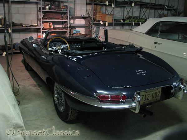 1967-jaguar-xke-001.jpg