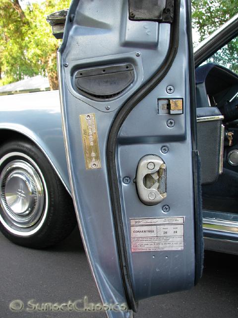 1967-lincoln-convertible-366.jpg