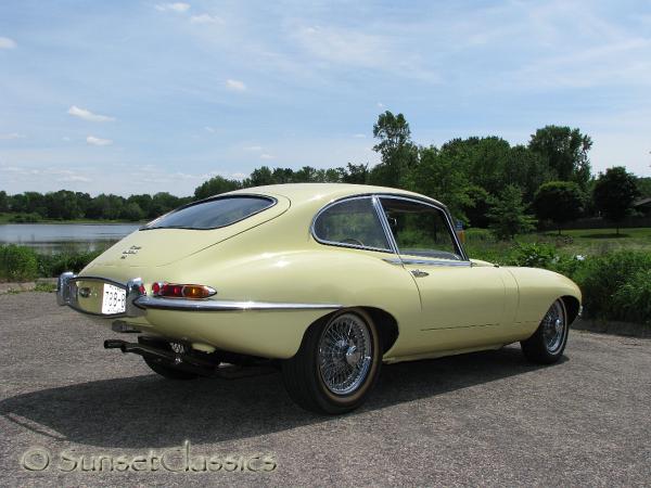 1968-jaguar-xke-467.jpg
