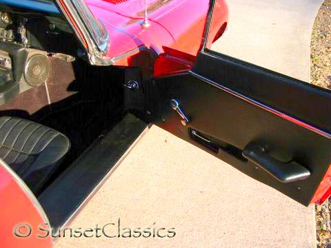 1969-jaguar-xke-ps-door-panel.jpg