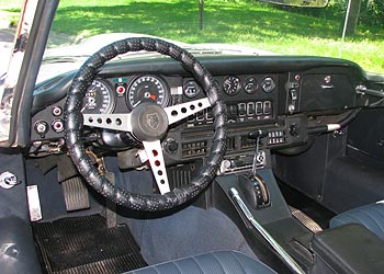 1971 Jaguar XKE 2+2 Interior