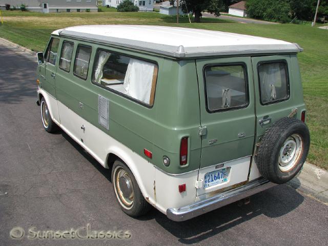 1973-econoline-camper-807.jpg