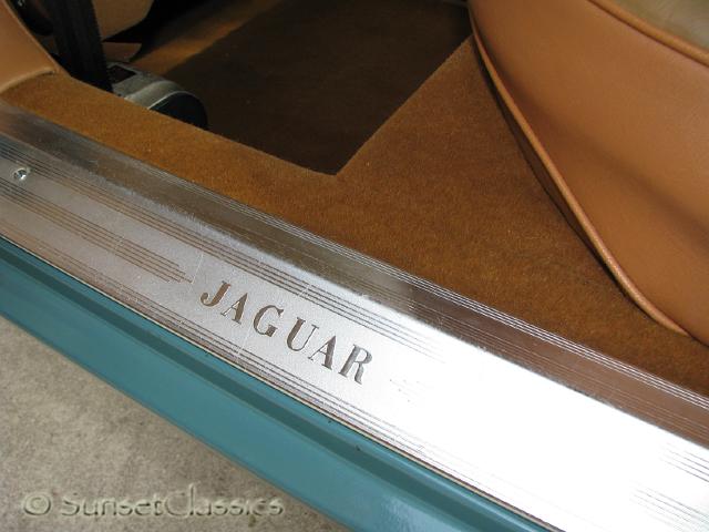 1973-jaguar-xj6-679.jpg