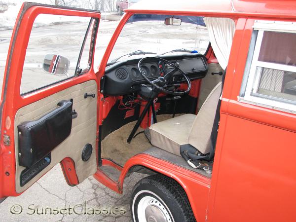 1973vwsportsmobilevan014jpg