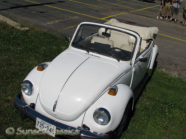 vw-beetle-convertible-white18.jpg
