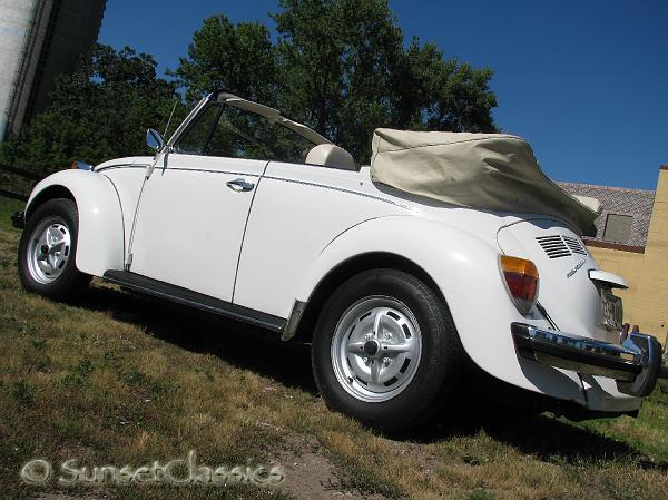 vw-beetle-convertible-white30.jpg