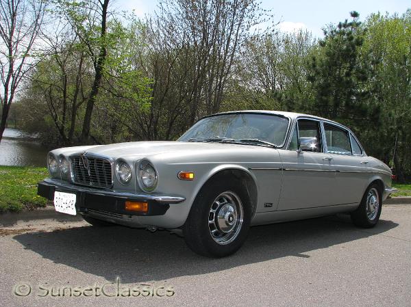 1978-jaguar-xj12-041.jpg