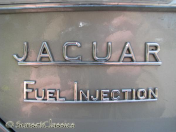 1978-jaguar-xj12-066.jpg