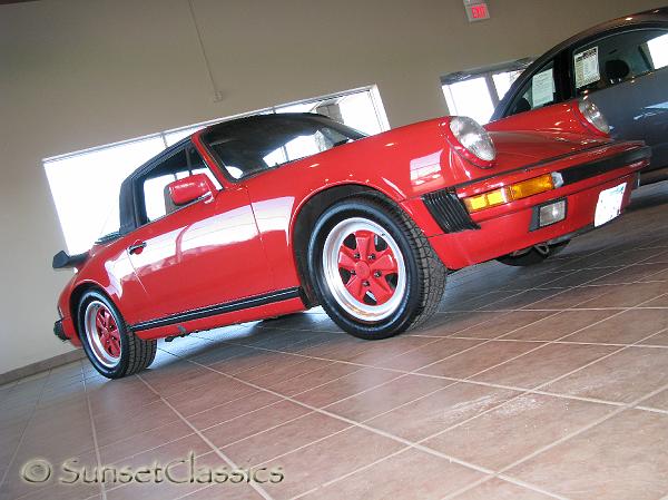 1984 Porsche 911 Carrera Targa