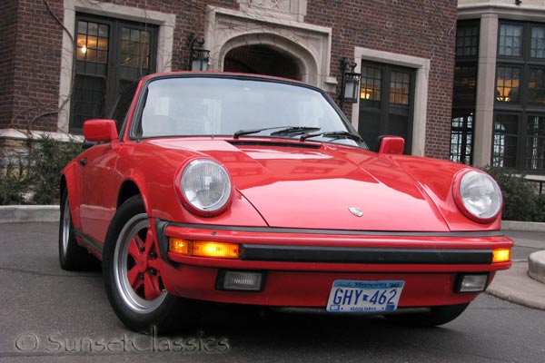 1984 Porsche 911 Carrera Targa