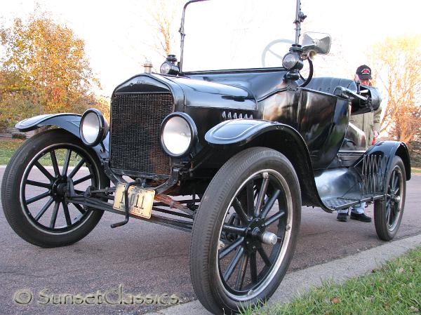 1921 Ford model t roadster #2