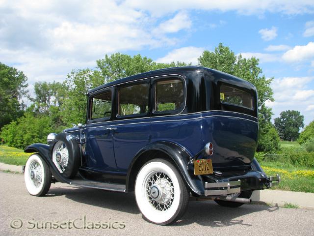1931-chevrolet-sedan-deluxe-015.jpg