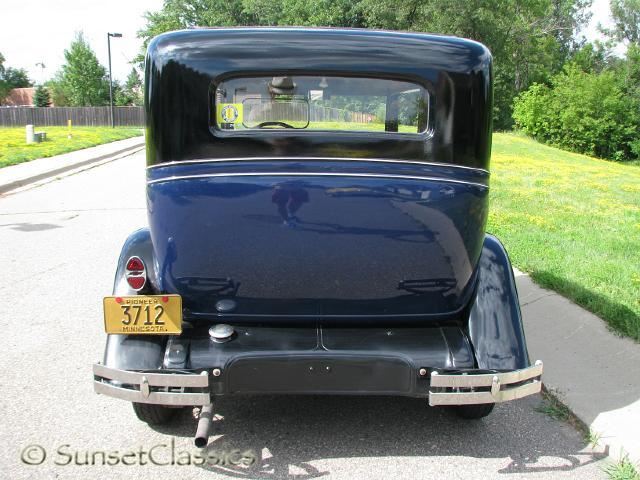 1931-chevrolet-sedan-deluxe-020.jpg