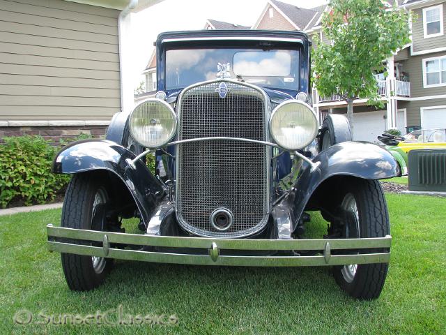 1931-chevrolet-sedan-deluxe-775.jpg