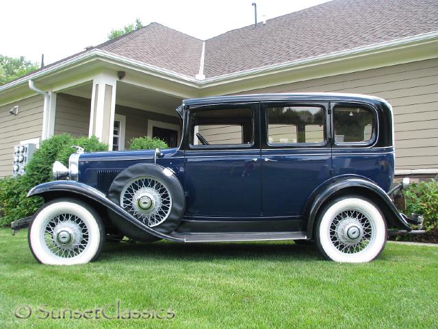 1931-chevrolet-sedan-deluxe-777.jpg