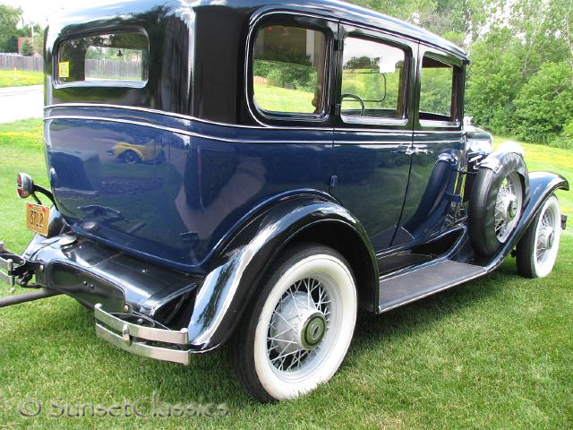 1931-chevrolet-sedan-deluxe-780.jpg