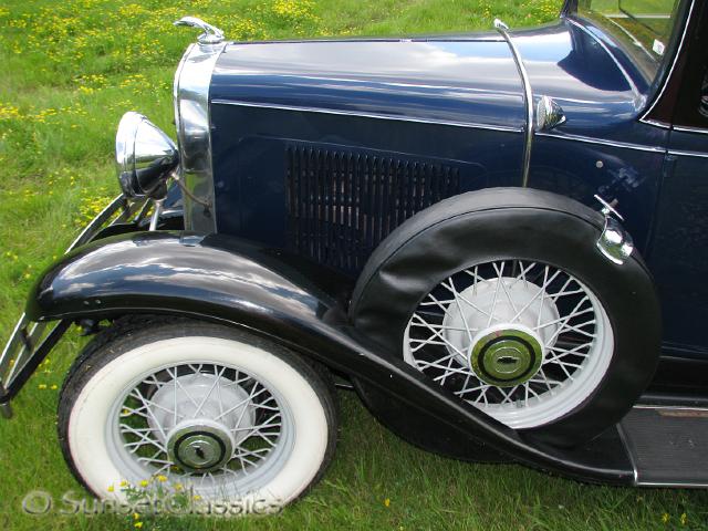 1931-chevrolet-sedan-deluxe-830.jpg