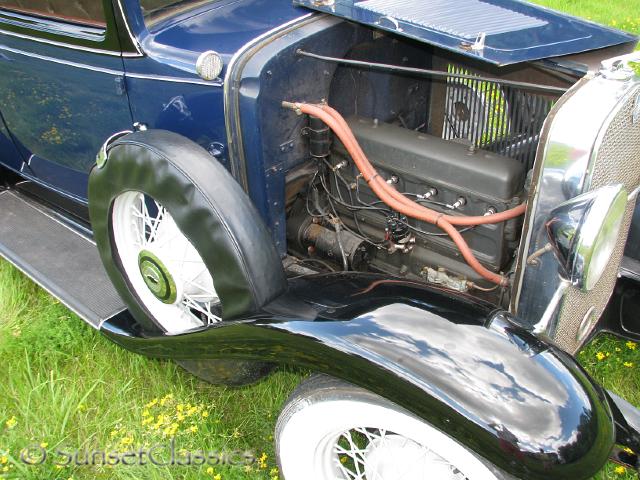 1931-chevrolet-sedan-deluxe-879.jpg