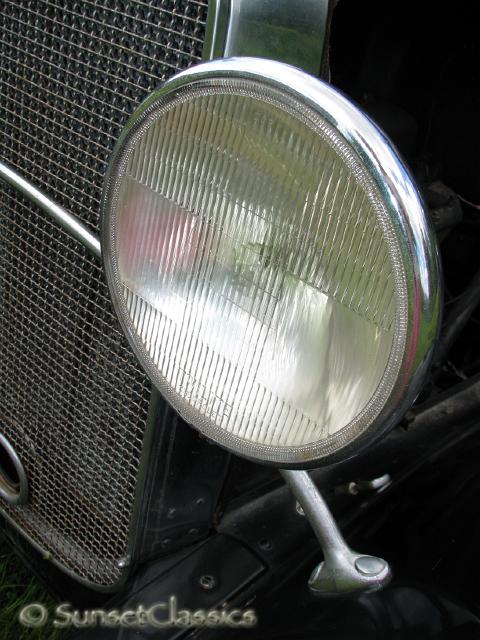 1931-chevrolet-sedan-deluxe-905.jpg