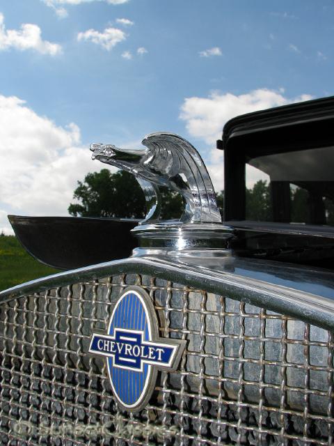 1931-chevrolet-sedan-deluxe-906.jpg