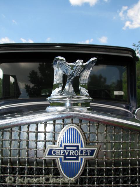 1931-chevrolet-sedan-deluxe-908.jpg